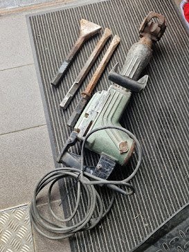 Breekhamer HITACHI 1220 W – 18.1 kg, Ophalen, Boor- en/of Breekhamer, Klopboormechanisme, Gebruikt