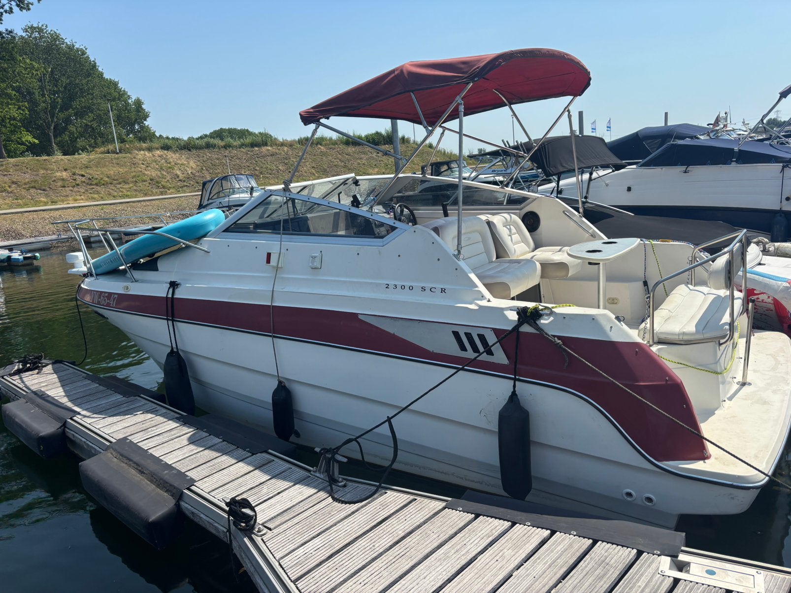 Maxum 2300 scr speedcruiser speedboot, Bateau rapide, Enlèvement, Comme neuf, Réfrigérateur