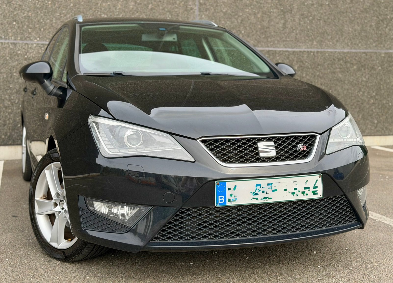 Seat Ibiza ST Pack FR 1er proprietaire, Euro 5, Achat, Boîte manuelle, Entretenue par le concessionnaire