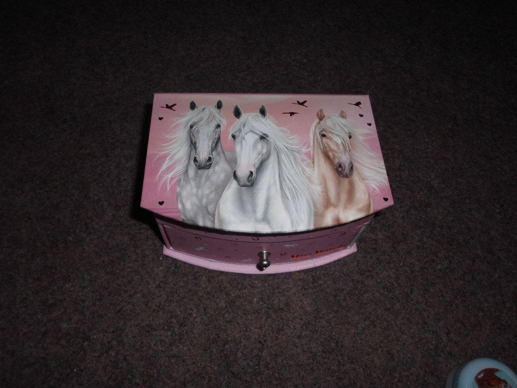 juwelenkistje, Collections, Collections Animaux, Enlèvement, Neuf, Cheval