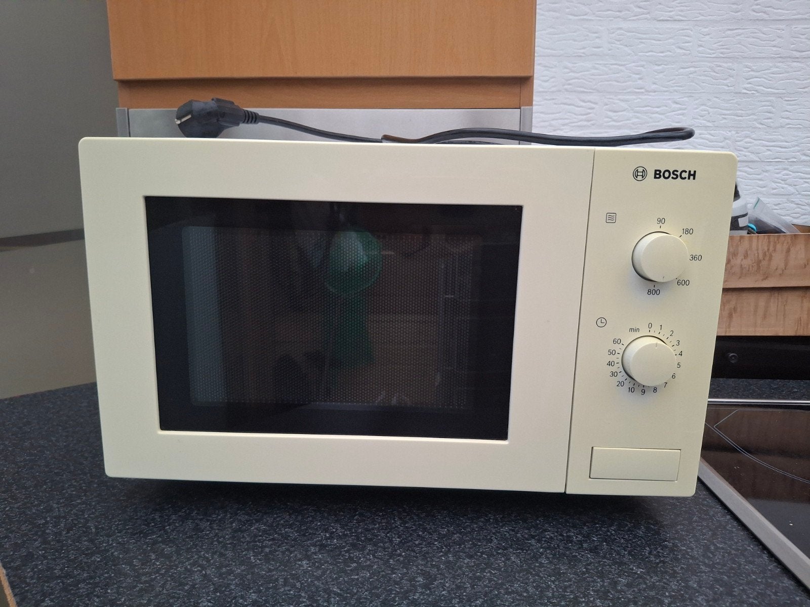 kleine microgolf-oven, Elektronische apparatuur, Ophalen, Microgolfoven, Draaiplateau, Vrijstaand