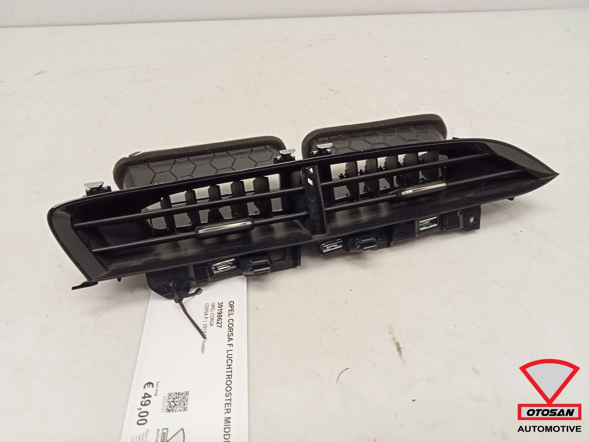Grille d'a ration centrale Opel Corsa F 2019+ 39198627, Opel Automobile GmbH, Opel, Bahnhofsplatz 1
65423  Russelsheim am Main, DE