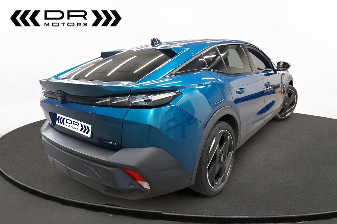 Peugeot 408 1.6 Hybride - GTLINE-PANO, 0 min, Bedrijf, Hybride Elektrisch/Benzine, 166 kW