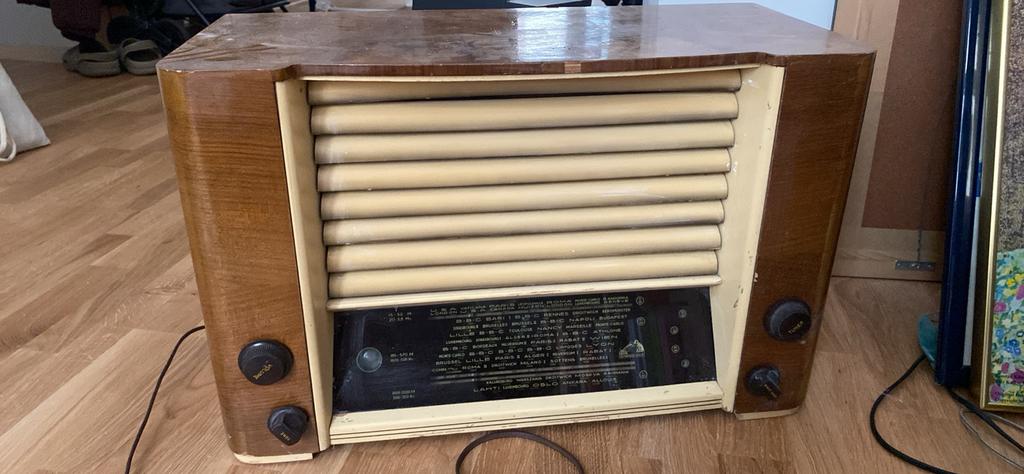 Radio ancienne des années 50, Enlèvement, Utilisé, Radio
