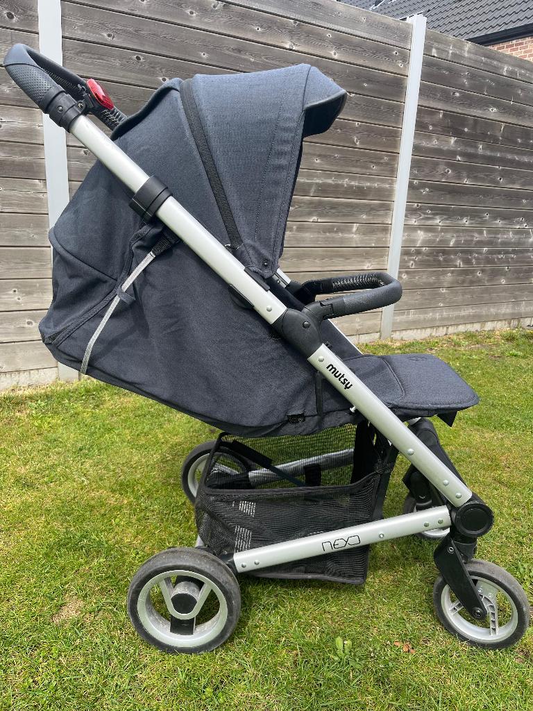 Buggy mutsy nexo, Enlèvement, Comme neuf, Dossier réglable