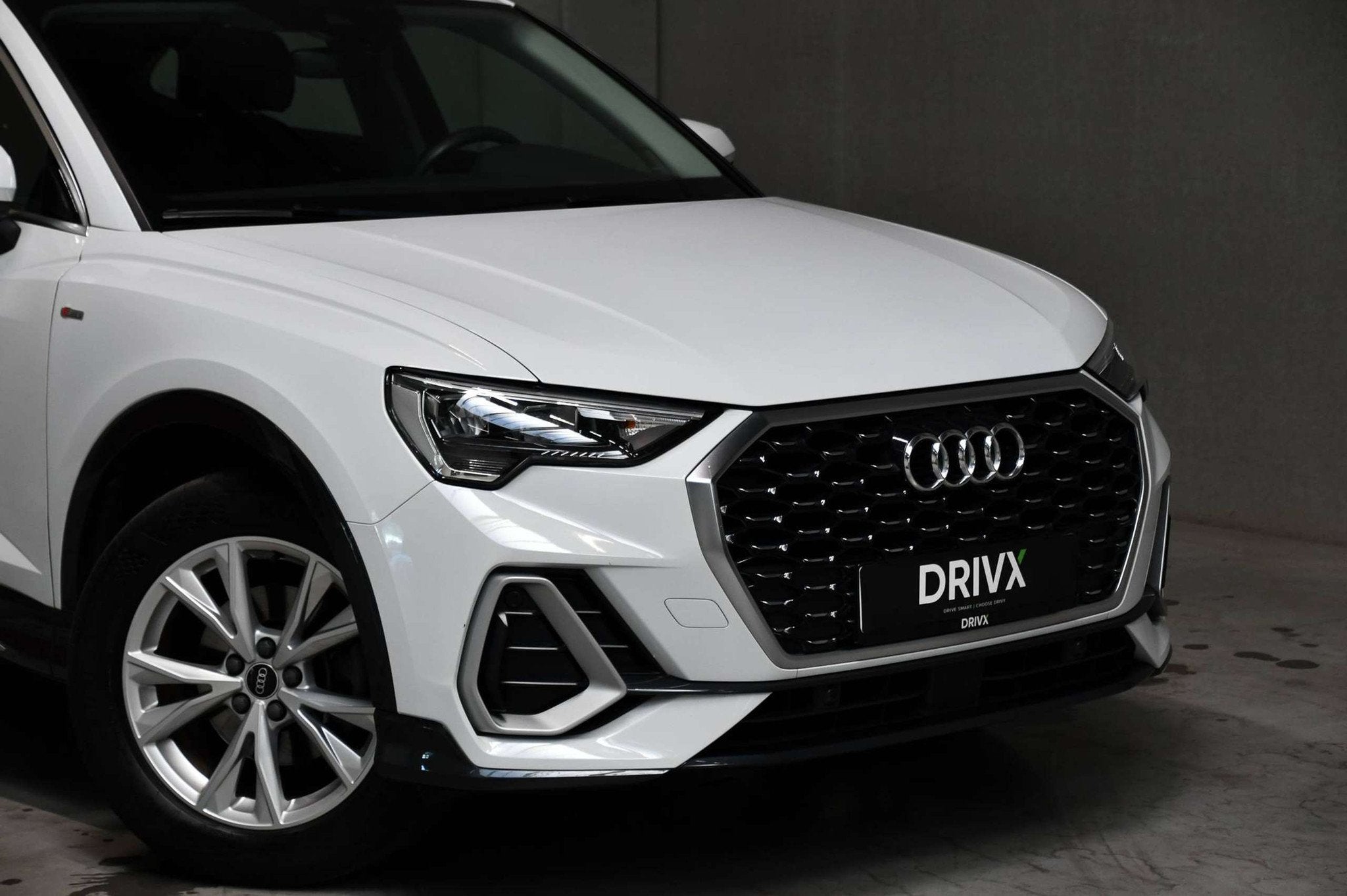 Audi Q3 Q3 - 35 TFSI - S line - S tronic - Zetelverwarming -, Autos, Cuir, Achat, Entreprise, Noir