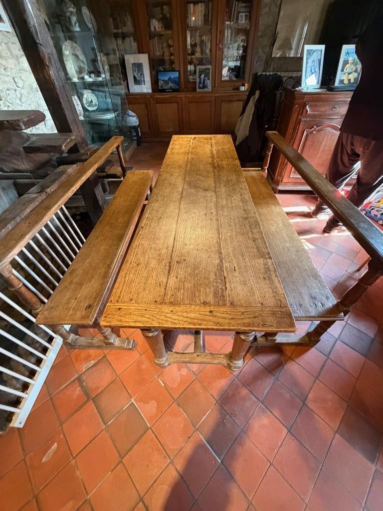 table et bancs  gothiques provenant d'une abbaye, Antiquités & Art, Antiquités | Meubles | Tables, Enlèvement