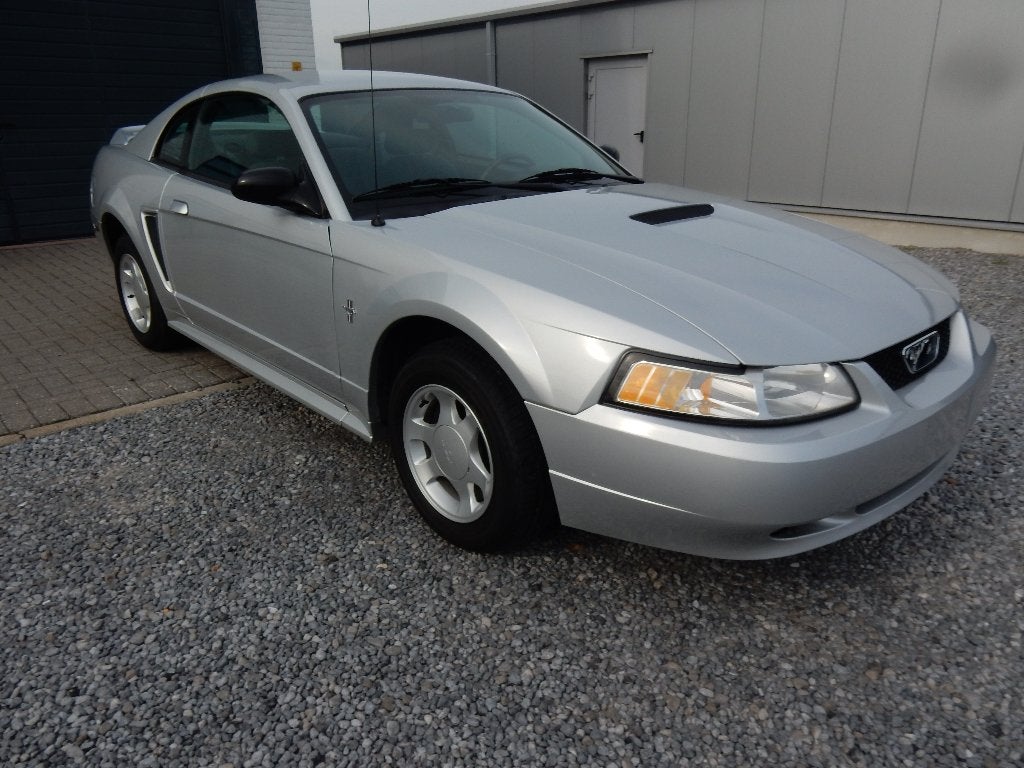 Ford Mustang 3.8 V6 Coupé Automatique avec 60 000 km !, Autos, Argent ou Gris, Entreprise, 3700 cm³, 2 portes