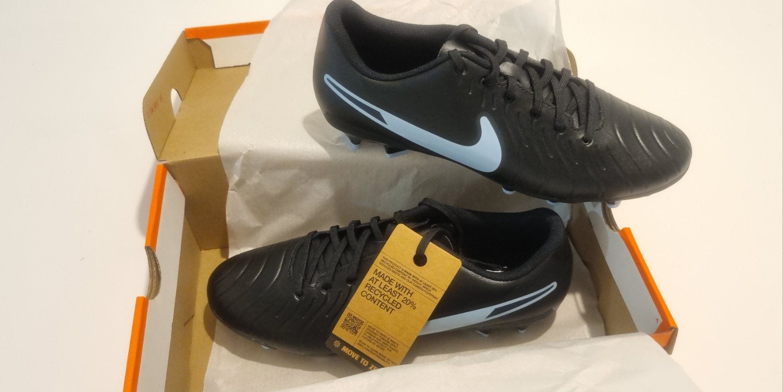 Crampons de la marque Nike New, Ophalen