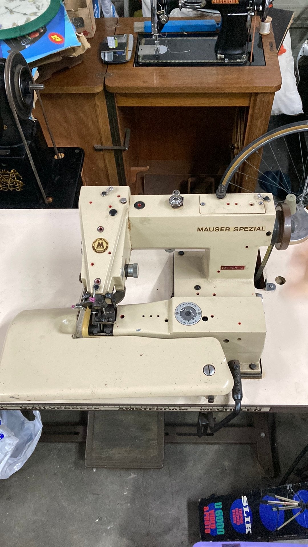Machine a coudre, Ophalen, Zo goed als nieuw