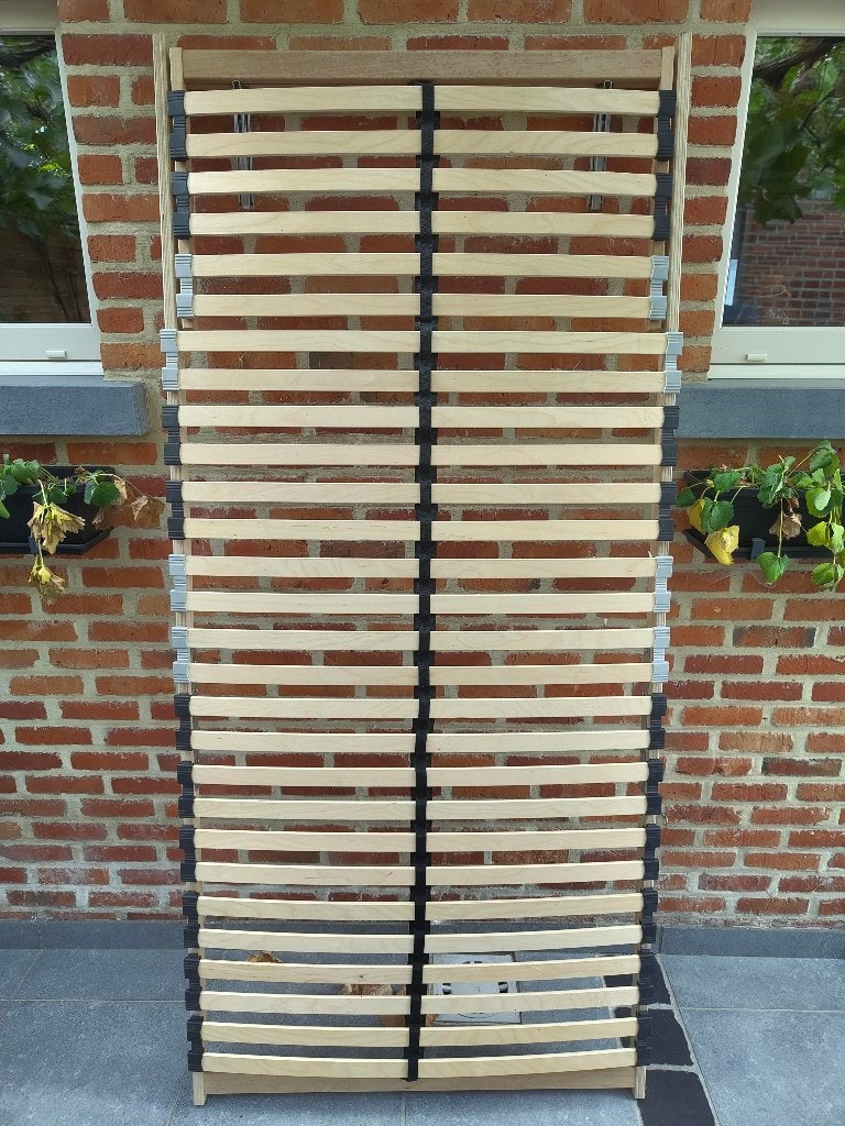 Lattenbodem 90x200 (Verstelbaar hoofdeinde), Ophalen, 90 cm, Eenpersoons, Zo goed als nieuw