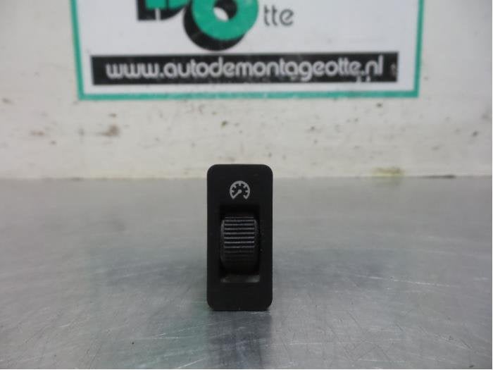 Gradateur habitacle d'un BMW 5-Serie (5-Serie 95-), -, 3 mois de garantie, Utilisé, -