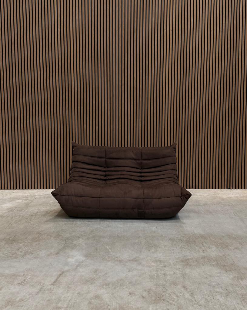 Ligne Roset Togo Medium Settee | bruin Alcantara, Enlèvement ou Envoi