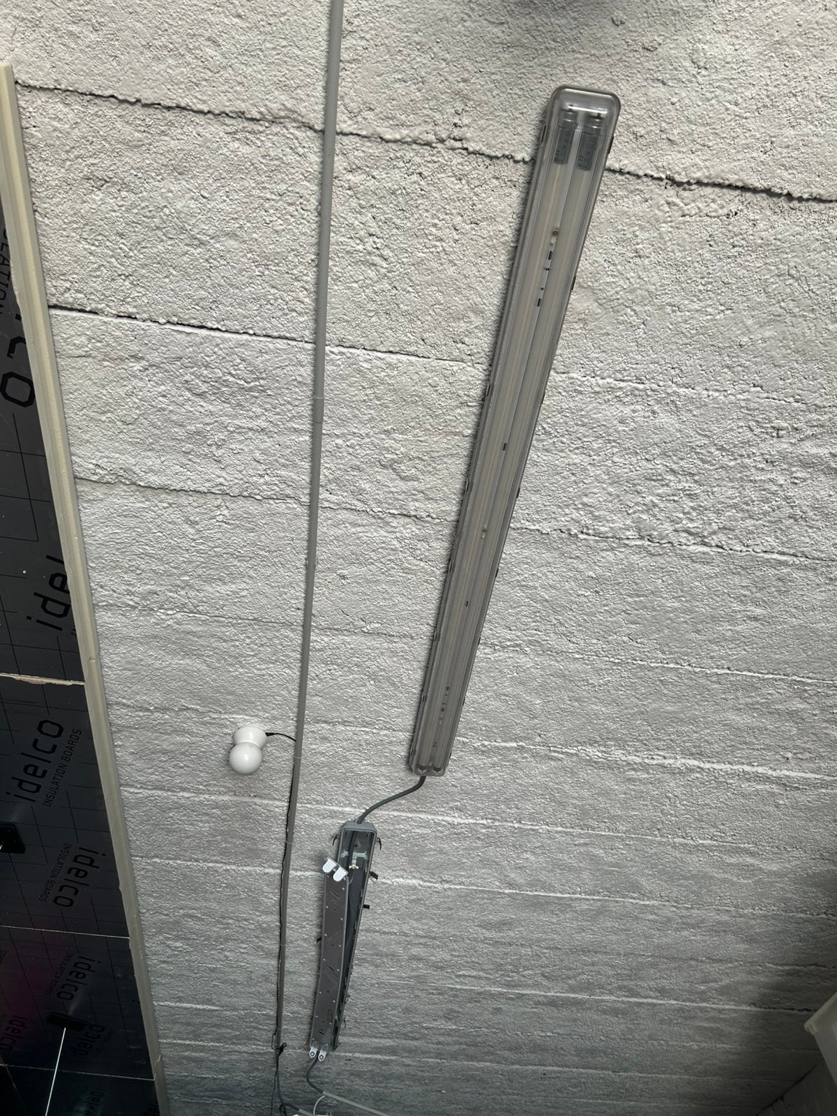 Lampe TL 2 x avec des lumières qui fonctionnent !, Enlèvement, Utilisé, Éclairage fluorescent et panneaux