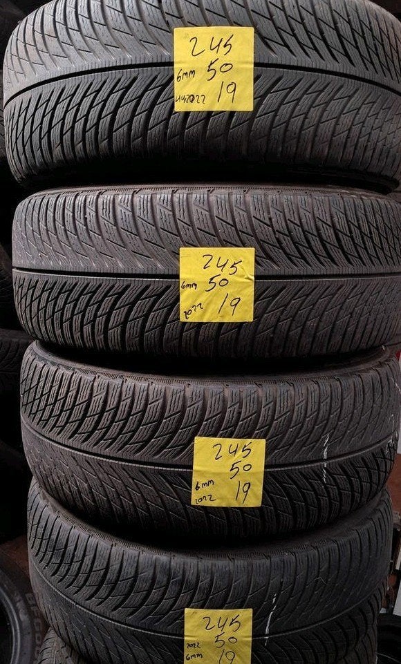 245/50/19 2455019 245/50r19 Runflat d'hiver, Autos : Pièces & Accessoires, Enlèvement