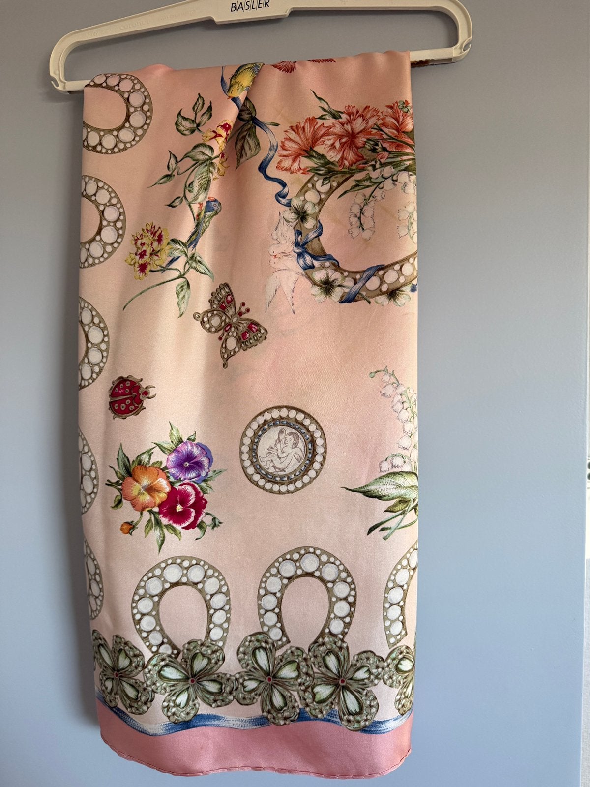 Vintage Christian Dior zijden sjaal – carré –, Ophalen of Verzenden, Gedragen, Sjaal