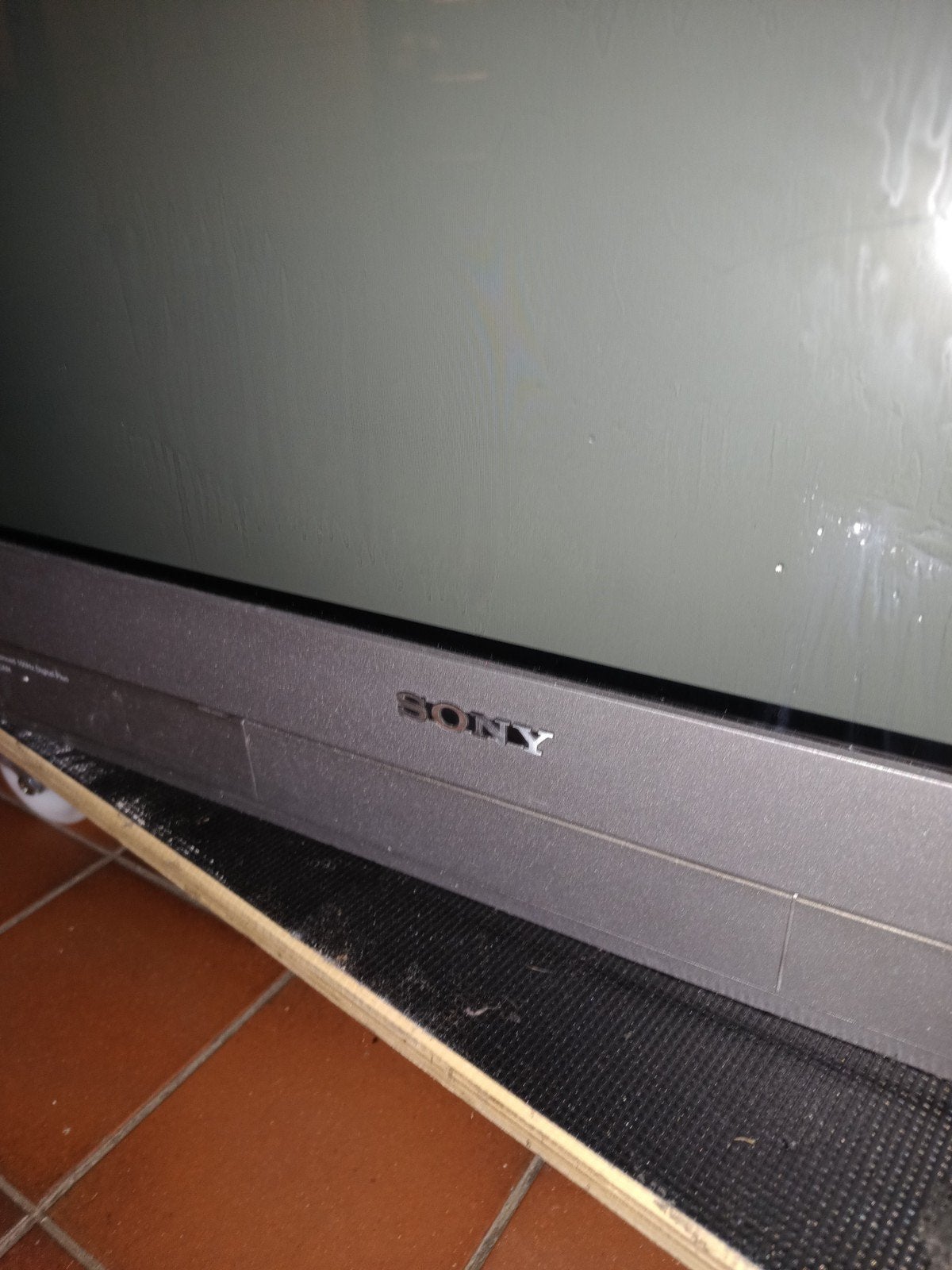 twee tv's werken nog, Enlèvement