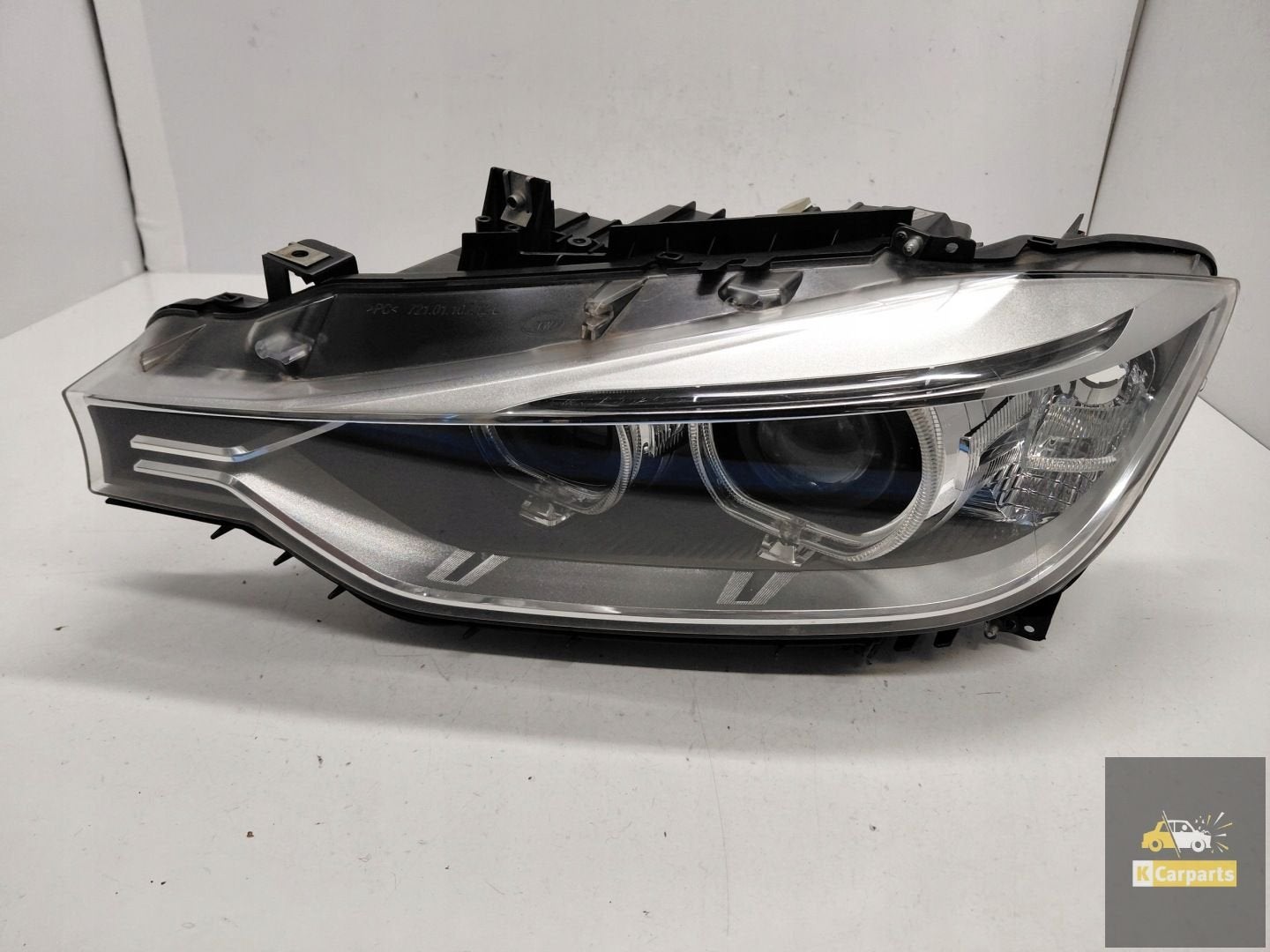 7259525, Phare gauche au x non non inclinable BMW F30 Id al, Autos : Pièces & Accessoires, Éclairage, Petuelring 130
80788  Munich, DE