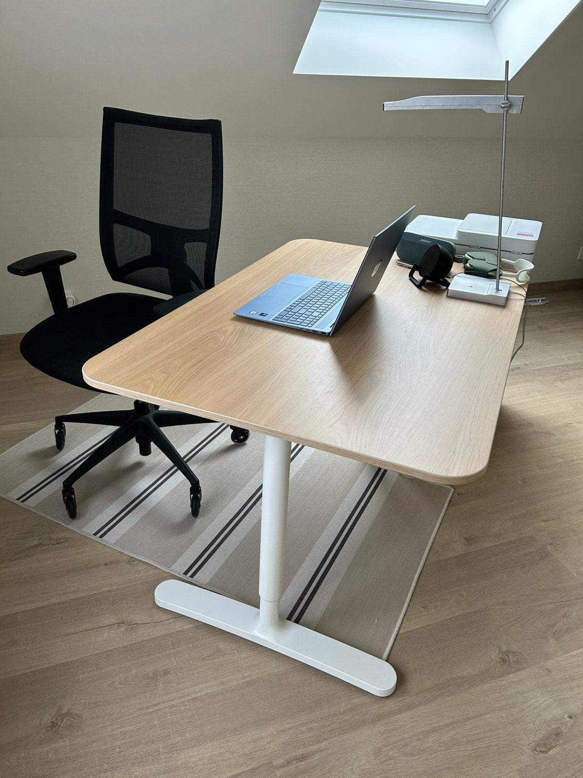 Bureau 120x80, Ophalen, In hoogte verstelbaar