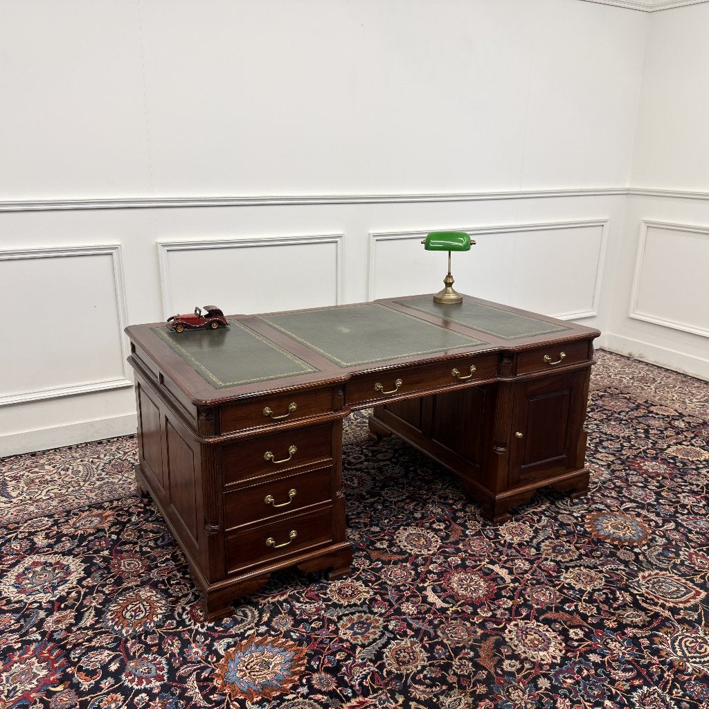 Klassiek Engels Chesterfield Bureau Partnerdesk, Ophalen of Verzenden