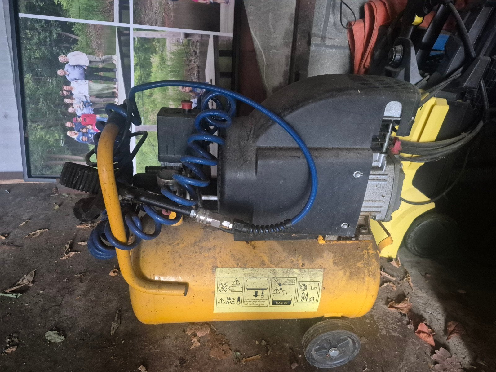 Ironside IRC 25-310 Compressor - 25L - 2 PK (Met luchtsla, Ophalen