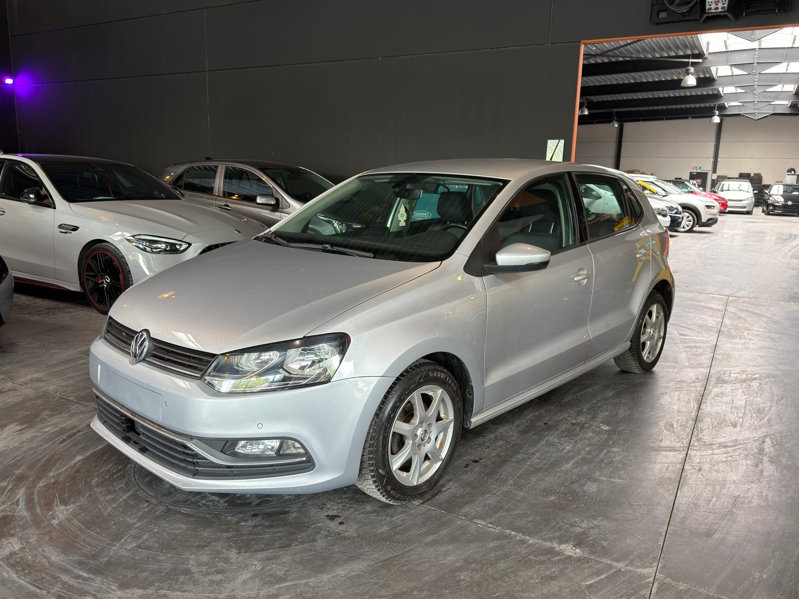 POLO AUTOMATIQUE / 12 MOIS DE GARANTIE, Autos, Volkswagen, Argent ou Gris, Achat, Euro 6, Entretenue par le concessionnaire