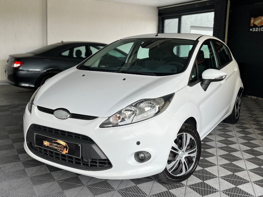 Ford Fiesta 1.6TDCI CT OK Car-Pass, Auto's, Voorwielaandrijving, Stof, Zwart, 4 cilinders