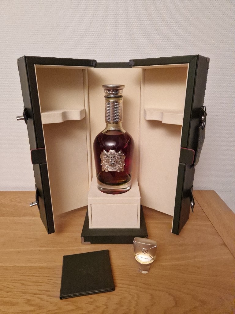 Whisky CHIVAS REGAL THE ICON - 70 cl - 43 %, Collections, Neuf, Autres régions, Enlèvement ou Envoi, Pleine