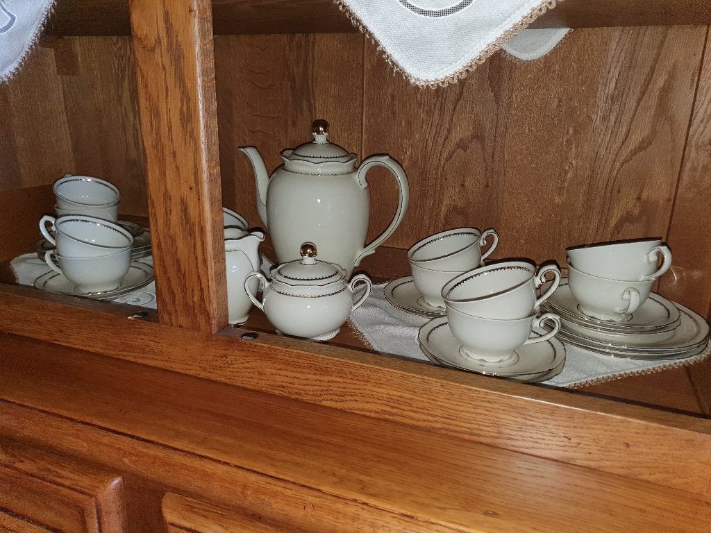 KOFFIESERVIES BAVARIA MITTERTEICH, Ophalen