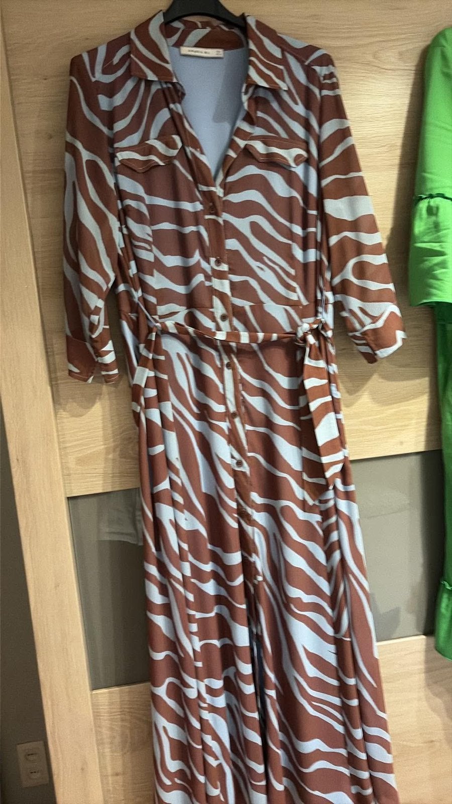 Amania mo jurk, Kleding | Dames, Jurken, Ophalen of Verzenden, Zo goed als nieuw, Maat 42/44 (L)