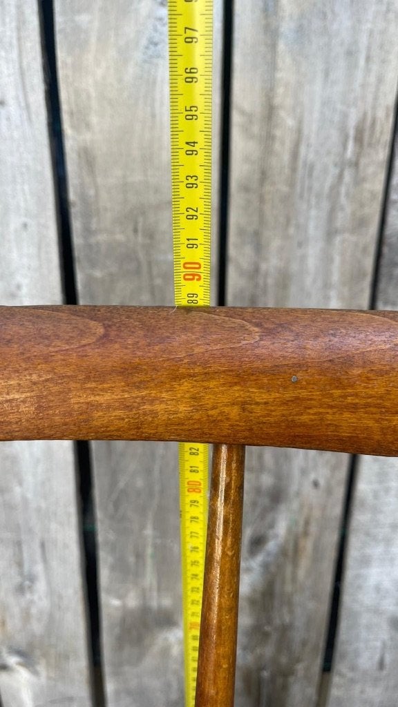 Chaises vintage rares — assise en skaï originale, Bois, Trois, Enlèvement ou Envoi, Zeldzame vintage stoelen