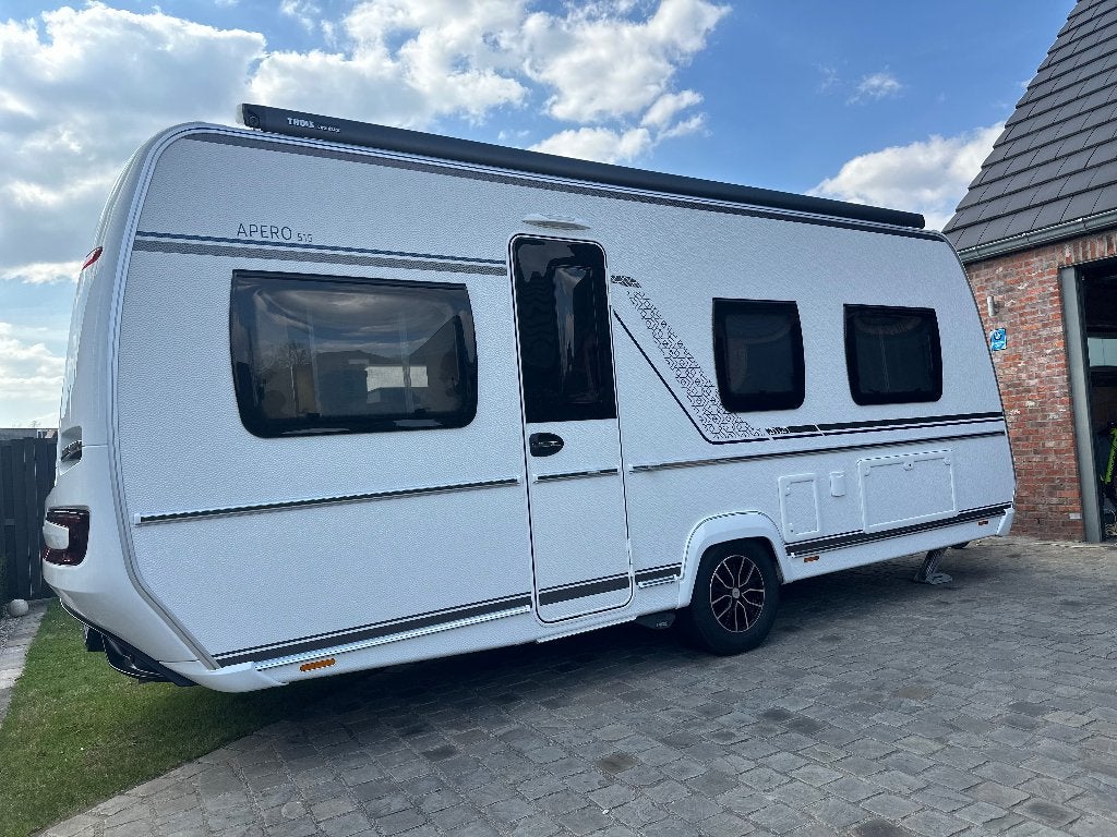 Fendt 515sg Blackline, Caravans en Kamperen, Rondzit, 2 aparte bedden, Schokbreker, Particulier