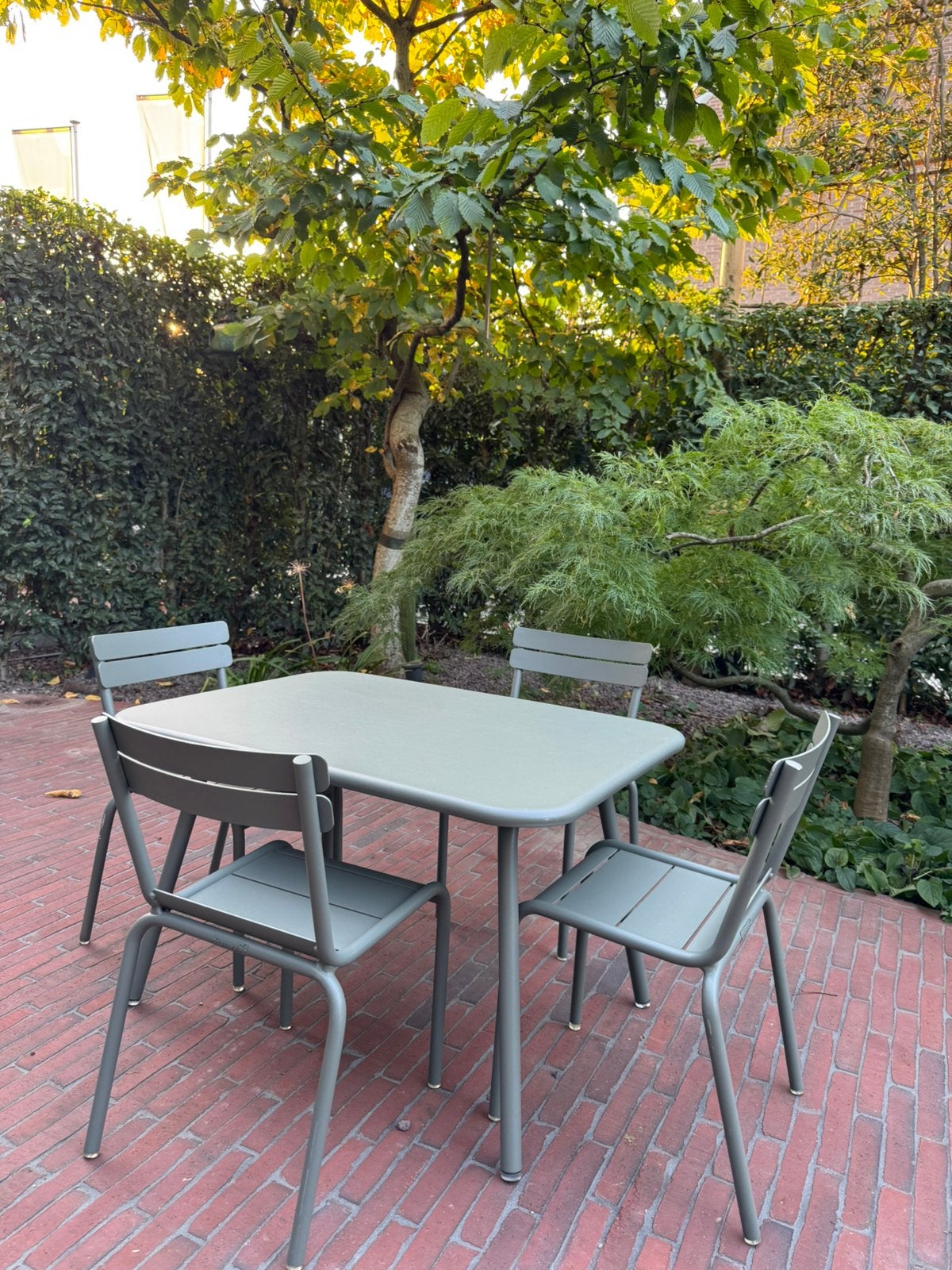 Table de jardin pour enfants Fermob + quatre chaises, Enlèvement, Comme neuf, Aluminium, Chaise