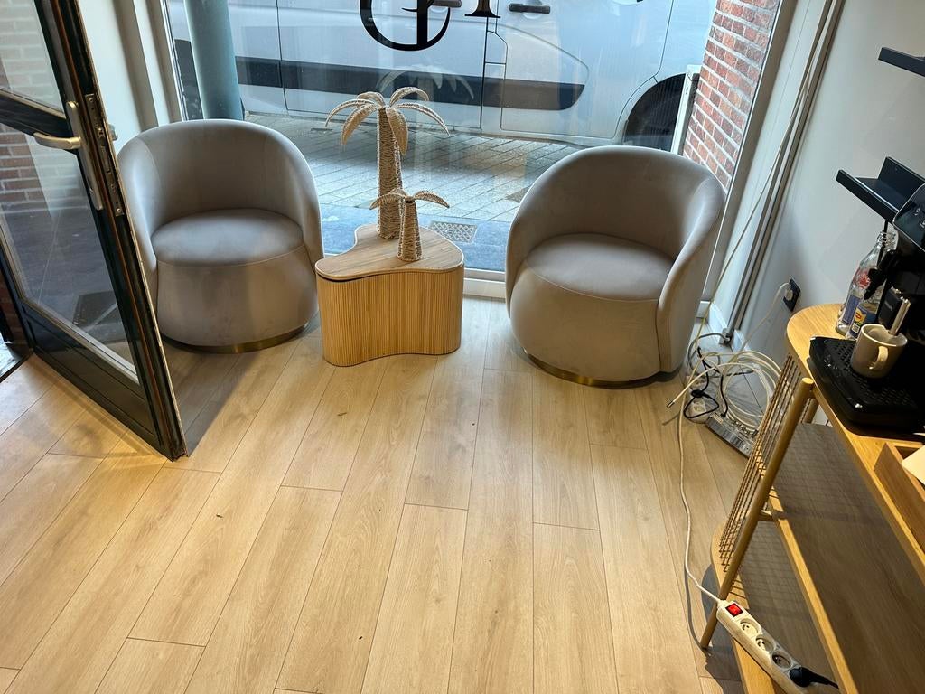 Kapster/ beautysalon inrichting, Ophalen, Zo goed als nieuw