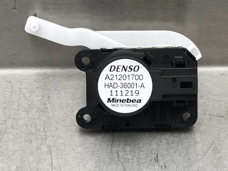 ACTIONNEUR MOTEUR VOLET CHAUFFAGE Micra (K14) (|A21201700|), Utilisé, Nissan