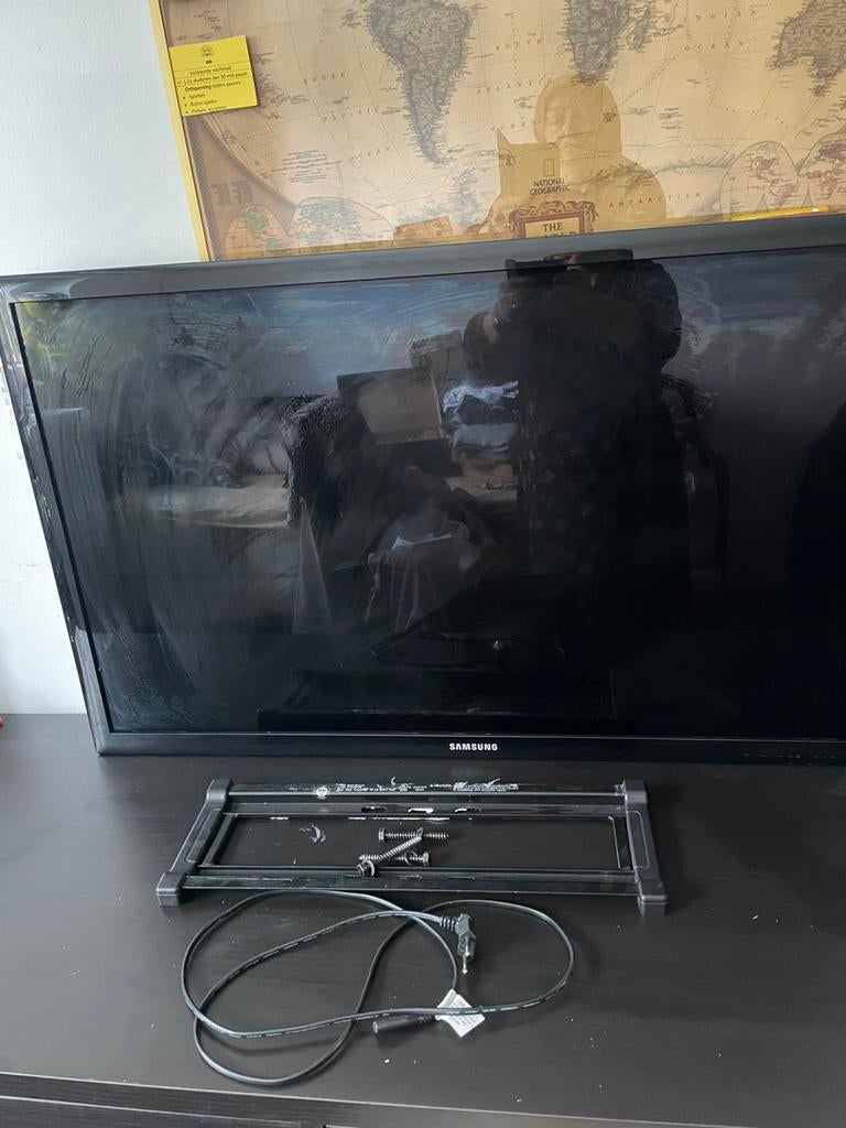 Samsung tv 101 cm ophang en voeten ook er bij, Ophalen, Zo goed als nieuw, Samsung