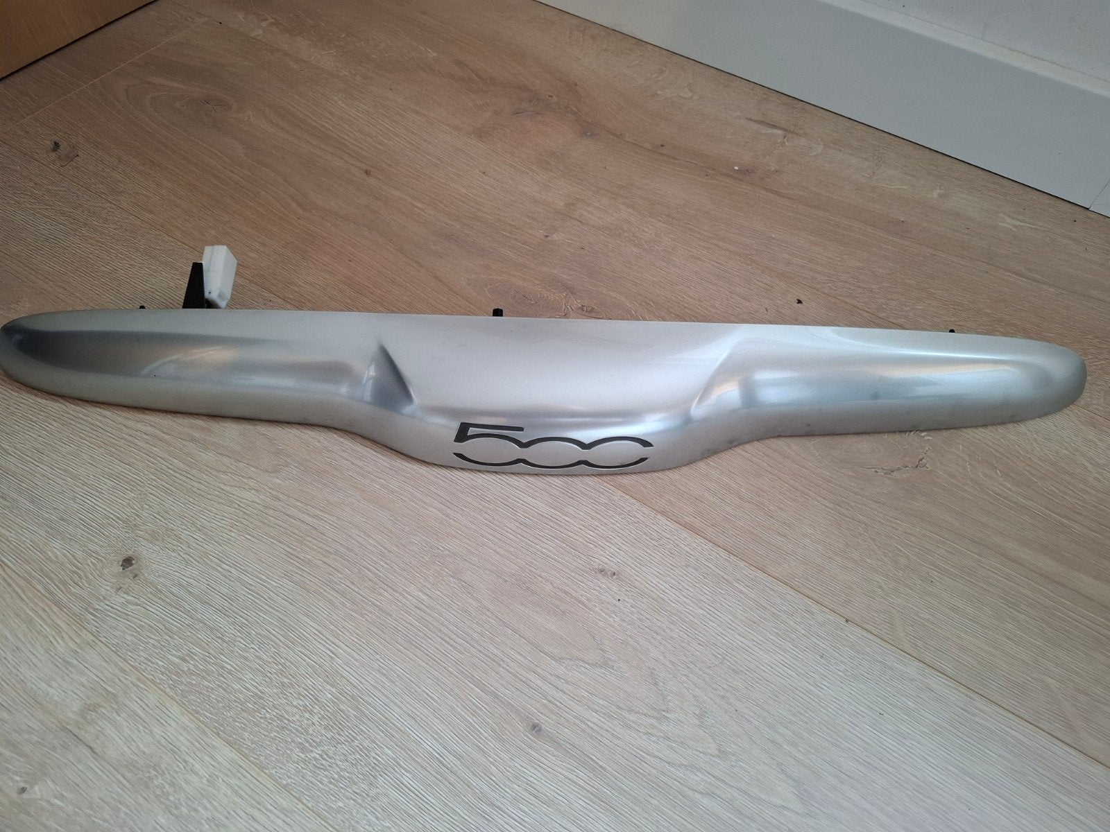Handgreep kentekenverlichting achterklep Fiat 500/Abarth, Ophalen of Verzenden, Fiat, Achterklep
