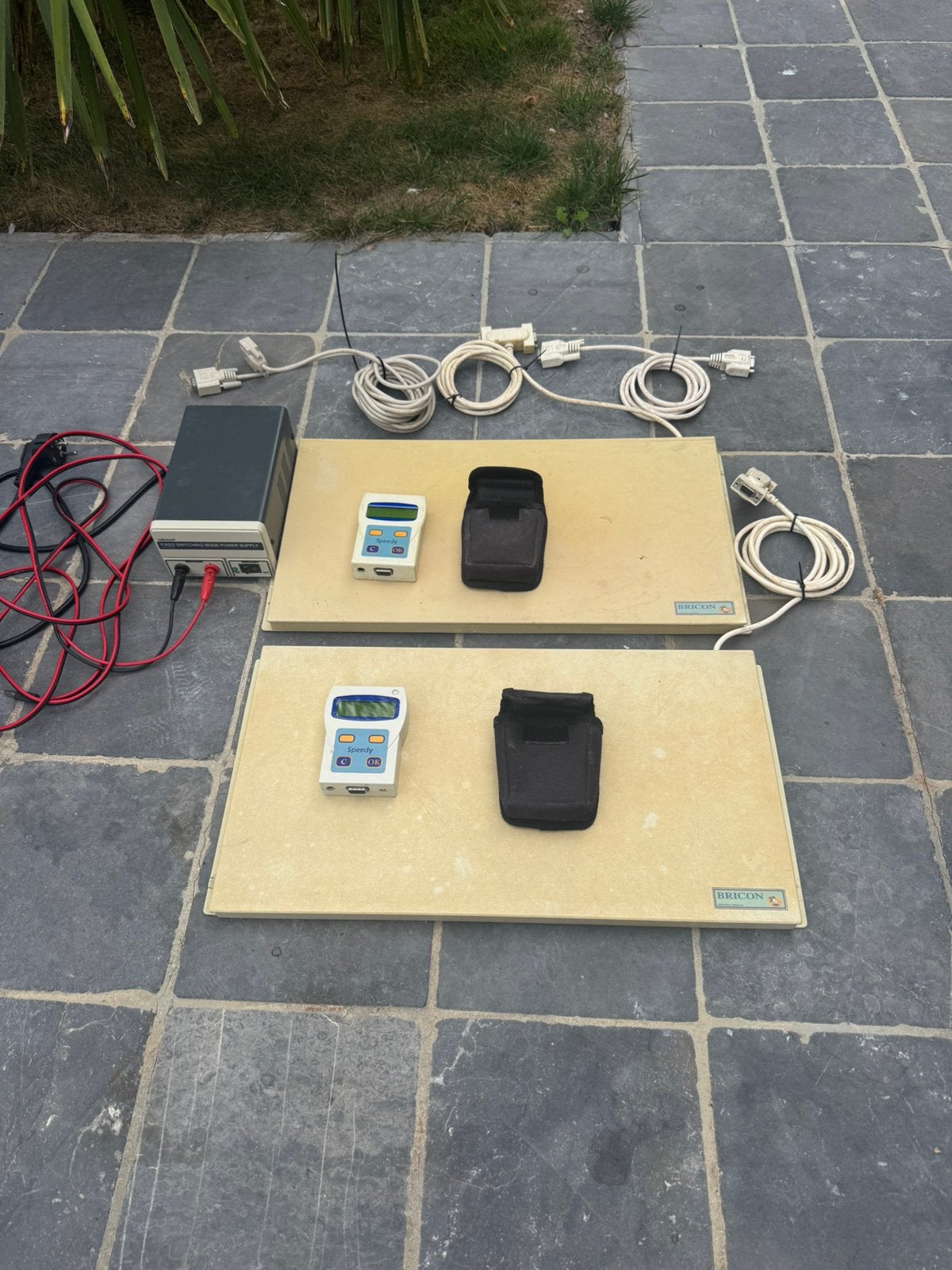Te koop: complete Bricon duivenconstateersystemen