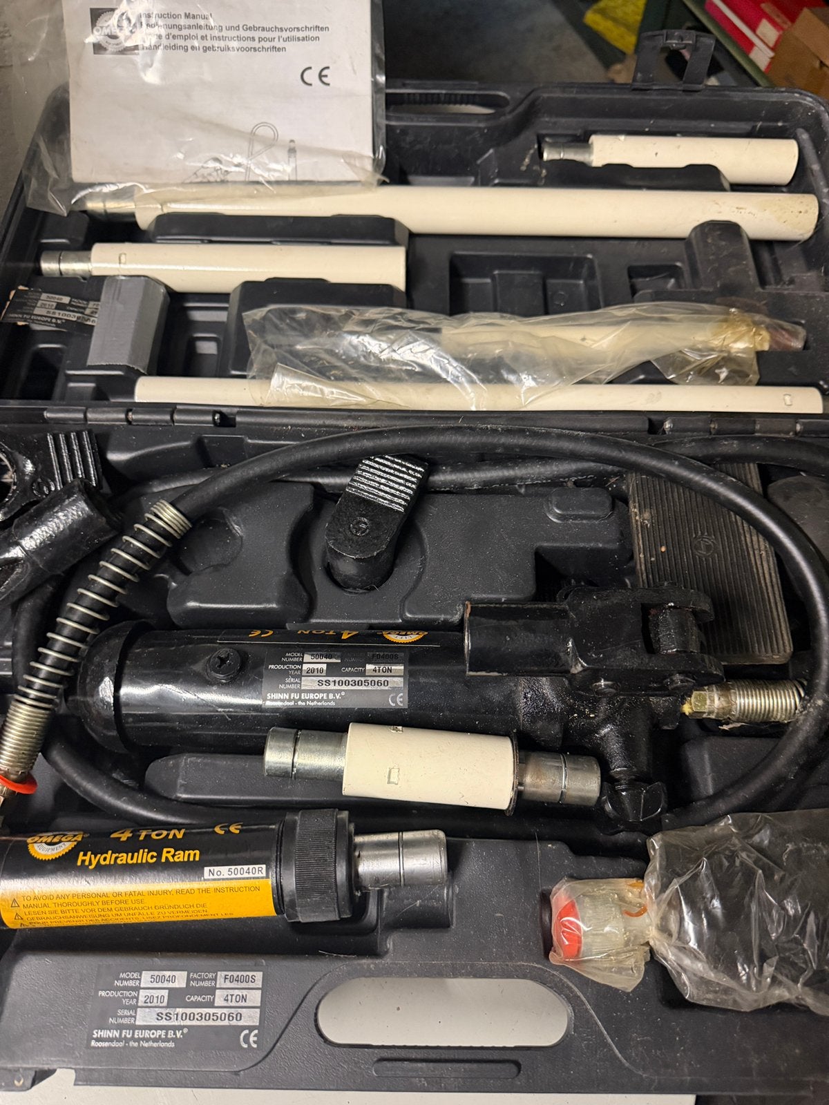 Coffret vérin hydraulique carrosserie OMEGA 4 tonnes – neuf, Enlèvement, Comme neuf