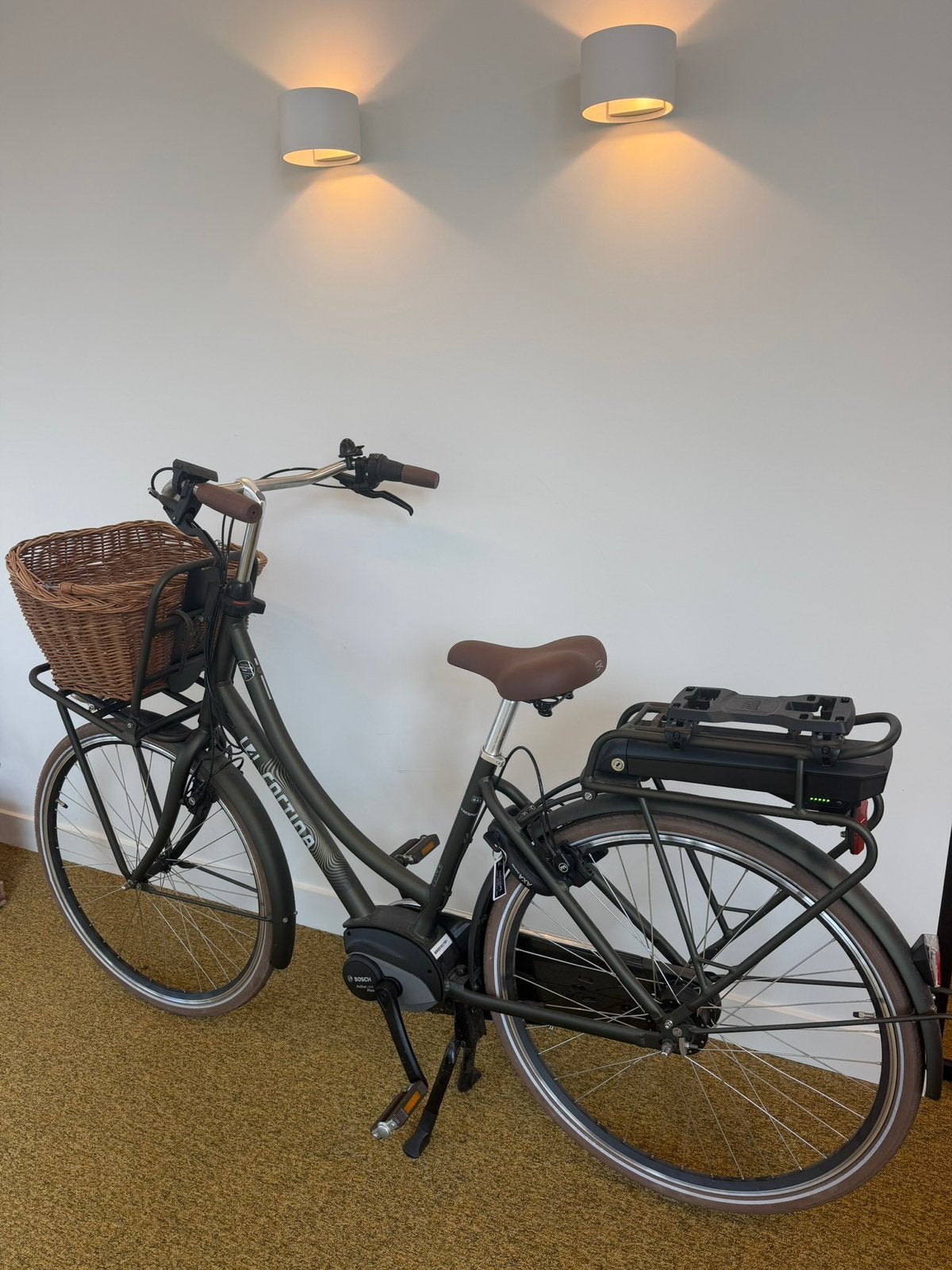 Elektrische fiets Cortina E-u40, Fietsen en Brommers, Ophalen, Zo goed als nieuw