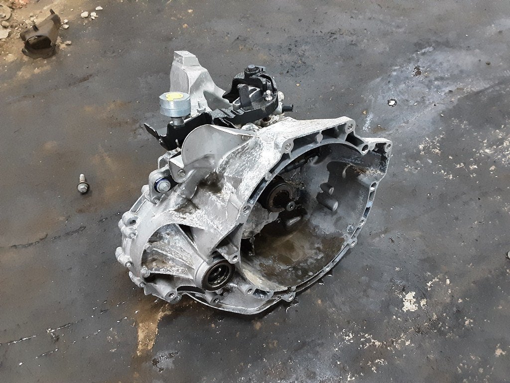 VERSNELLINGSBAK SCHAKEL Ford Kuga II (DM2) (DG9R7002HC), Gebruikt, Mevr. I. Hauben, Ford, Rue de l'Espoir 34 34
4030  GRIVEGNÉE, BE