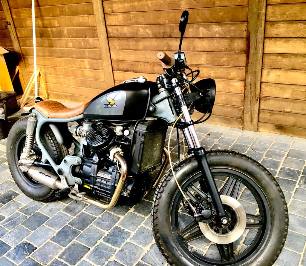Honda cx 500 custom (1981), Particulier