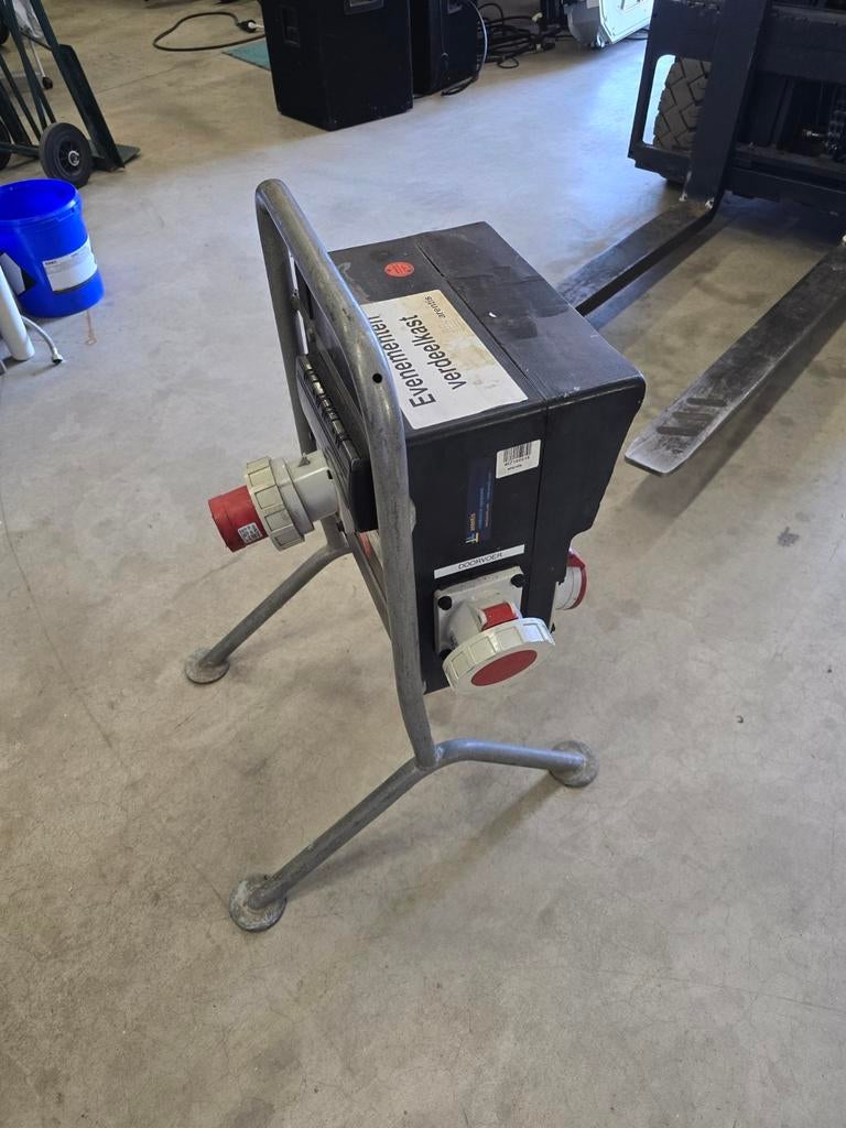 Stroomkast 63 amp 380v, Doe-het-zelf en Bouw, Ophalen of Verzenden