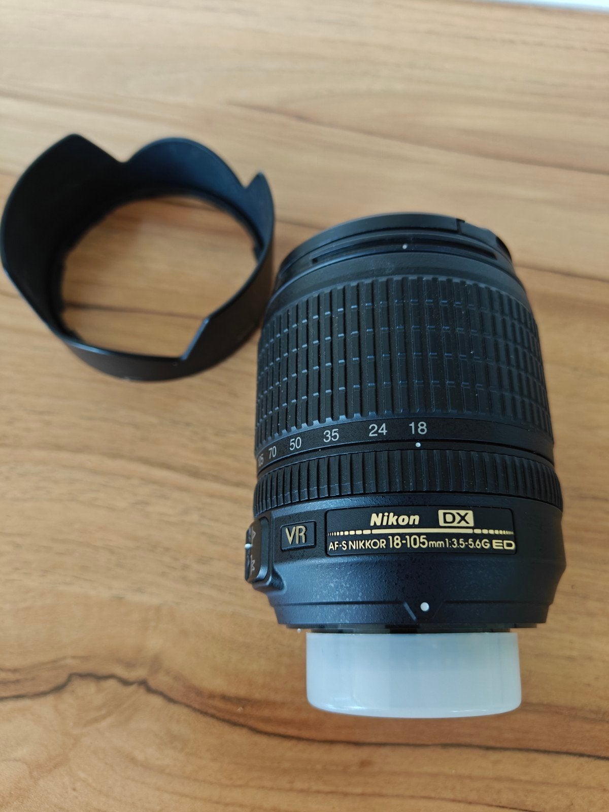 Nikon AF-S DX 18-105mm f/3.5-5.6G ED VR + HB-32 Zonnekap, Enlèvement