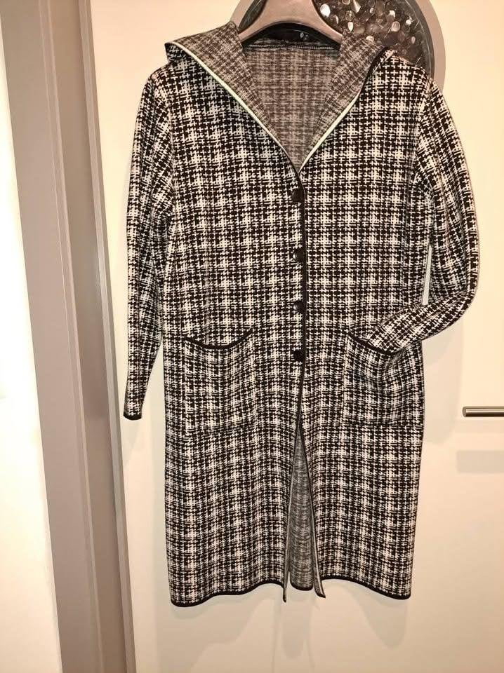 Lange vest, cardigan met kap, L - XL, Ophalen of Verzenden, Zo goed als nieuw, Maat 42/44 (L), Zwart