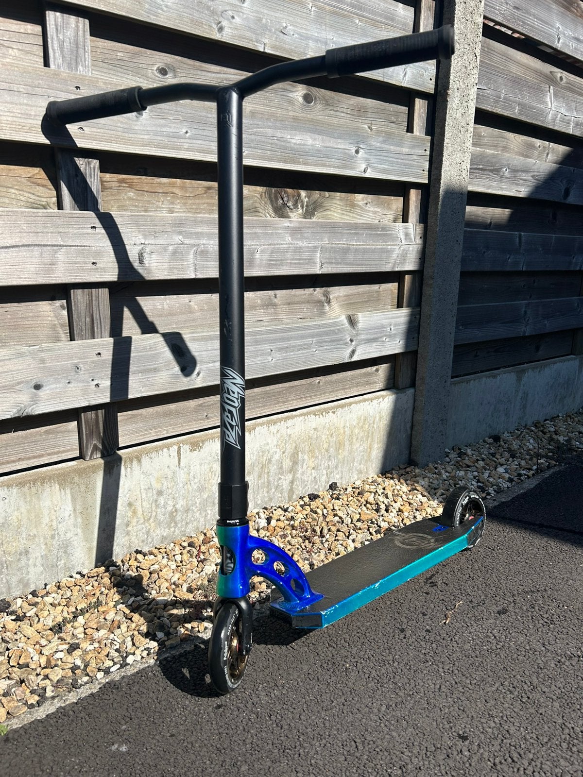 Madd Gear stuntstep custom, Fietsen en Brommers, Steps, Ophalen, Gebruikt