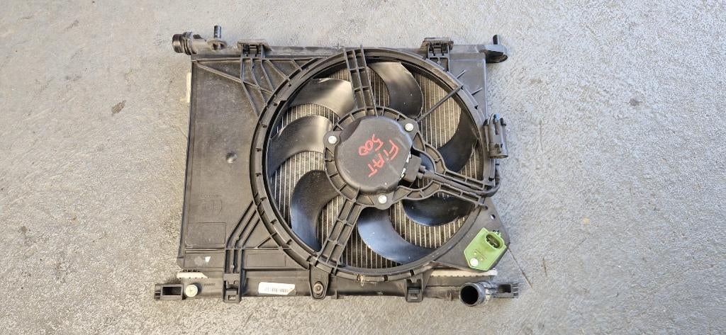 Bloc radiateur complet FIAT 500 1.2i 2012  avec ventilateur, Enlèvement, Fiat