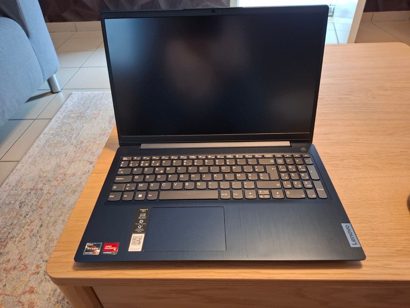 Laptop Lenovo, Enlèvement