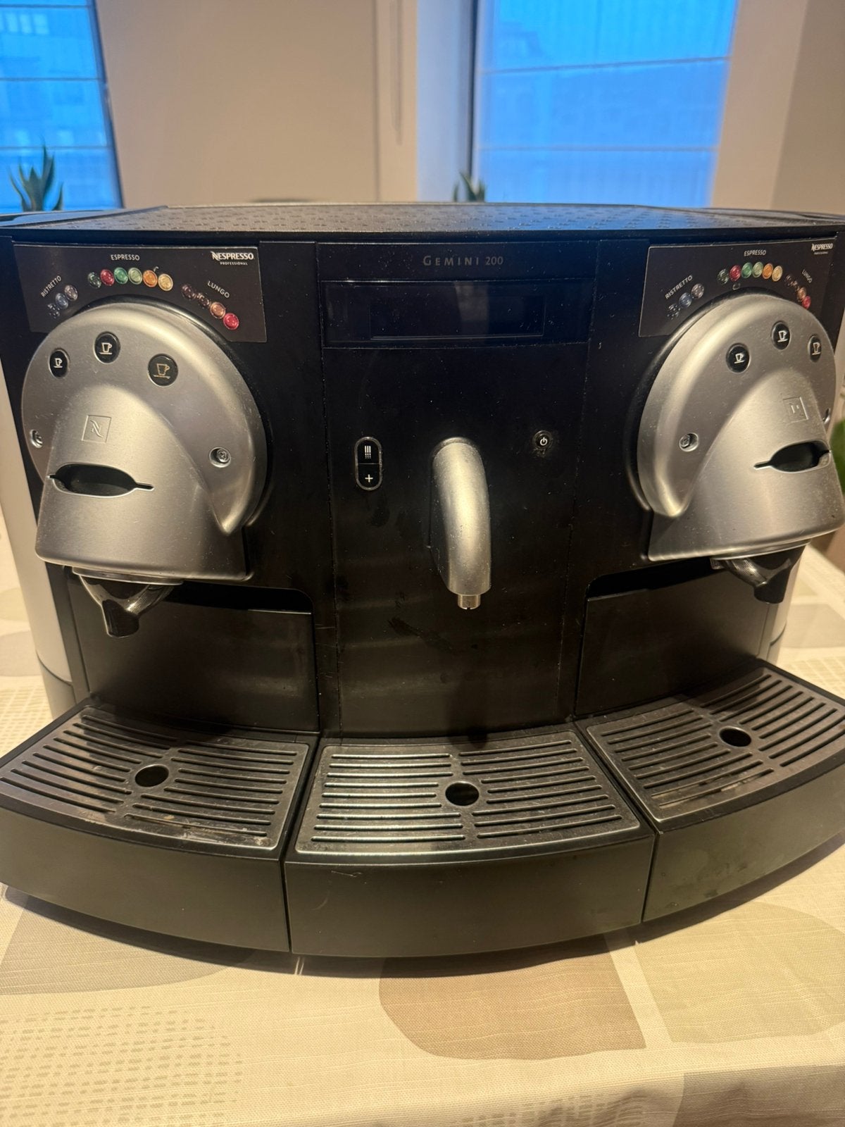 Machine a café nespresso gemini 200 pro horeca, Enlèvement, Comme neuf