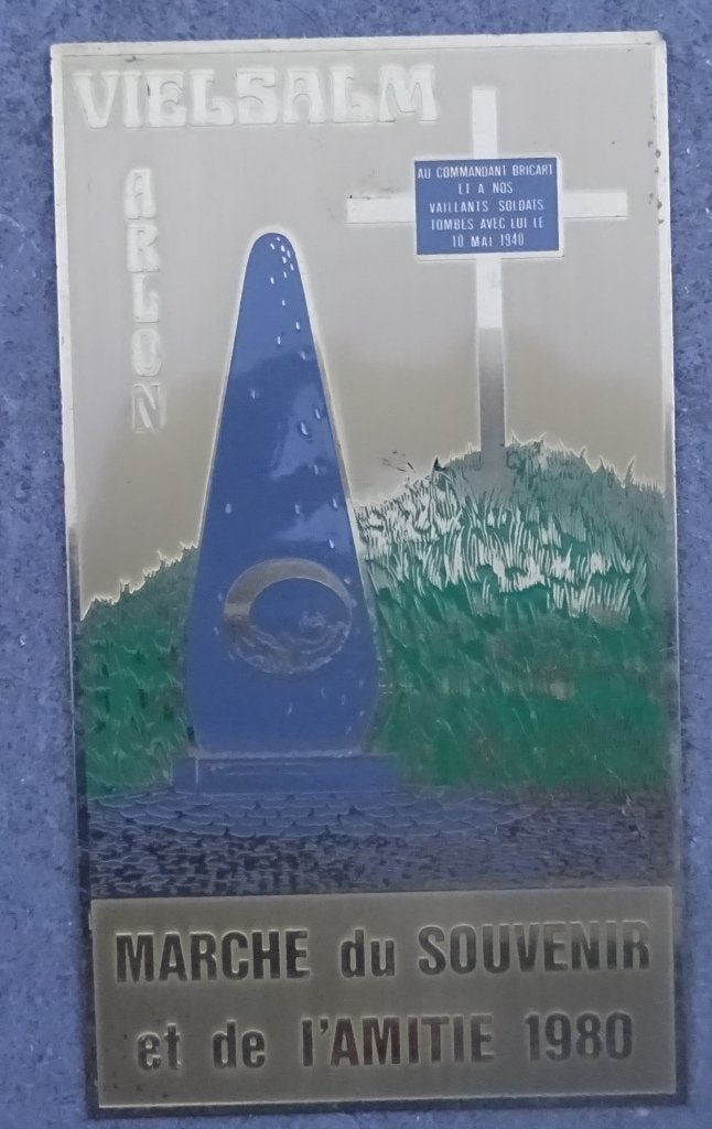 ABL / CHASSEURS ARDENNAIS - 1980 MARCHE DU SOUVENIR - PLAQUE, Collections, Envoi, Armée de terre, Emblème ou Badge